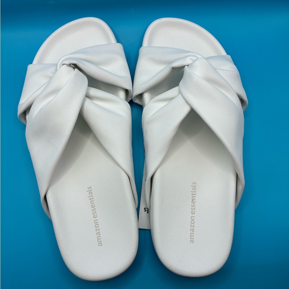 Amazon Essentials Women's Cream Knot Slide Sandals